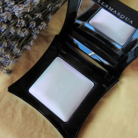 Illamasqua Beyond Powder Highlighter in Deity BNIB - Picture 14 of 14